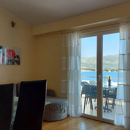 Jelica By Interhome Apartamento Trogir